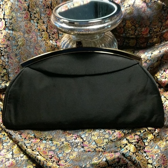 L&M After Five 👛 with coin 👛 - Picture 3 of 8